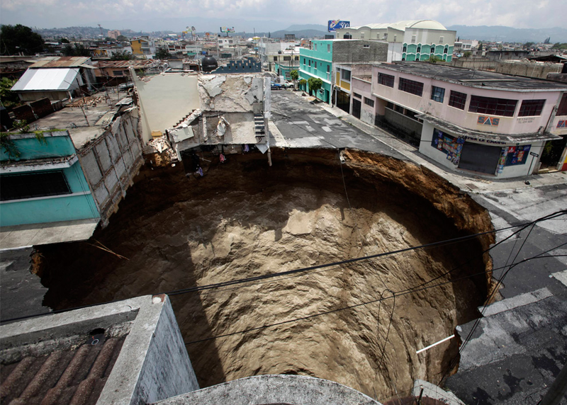 Illustration for article titled The Gates of Hell Just Opened In Guatemala